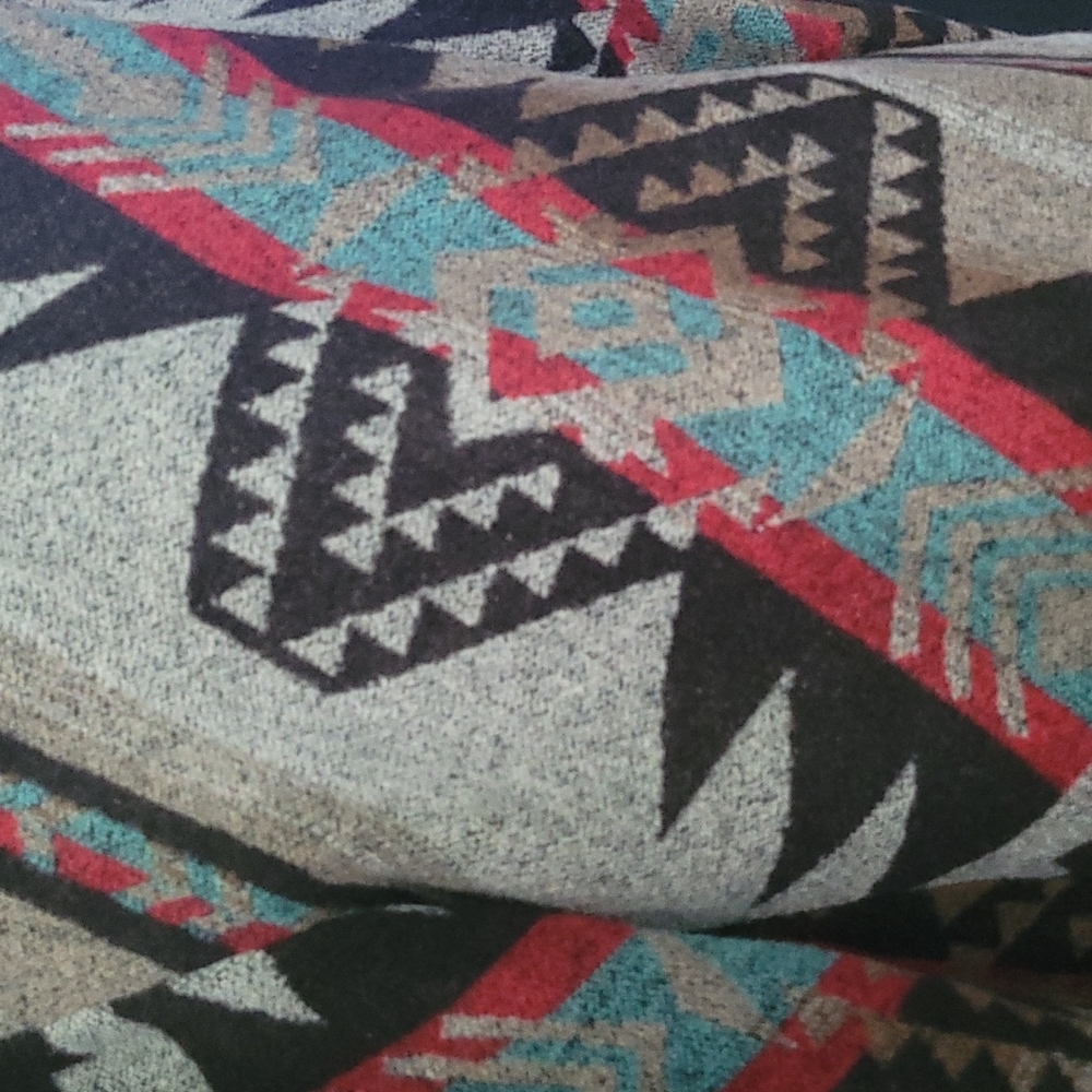 Aztec Print Coat Medium - Picture 7 of 12
